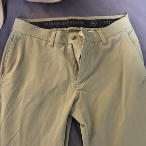 Vineyard Vines Men's Olive Chinos